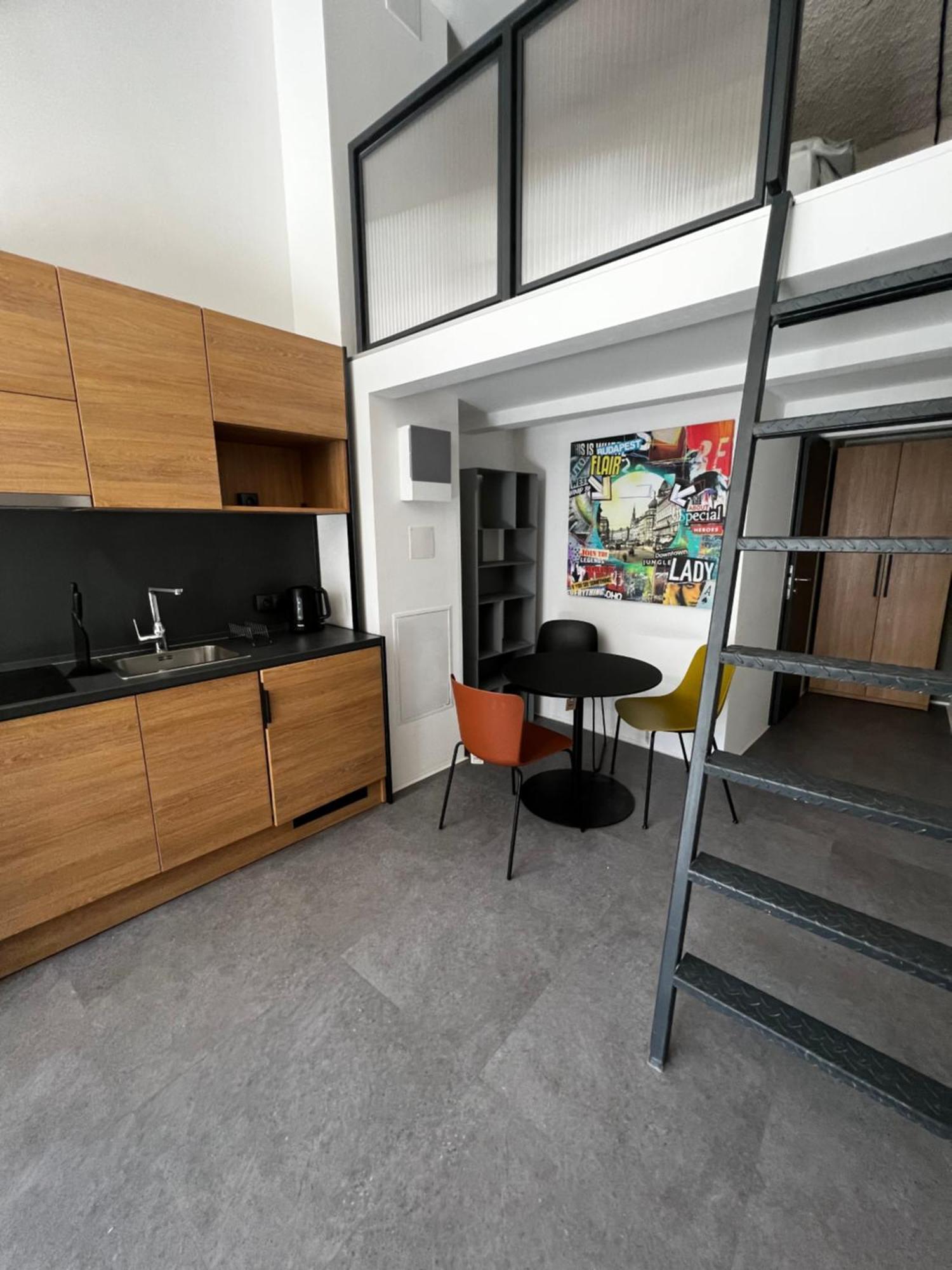 In Budapest Apartments Hotel Номер фото